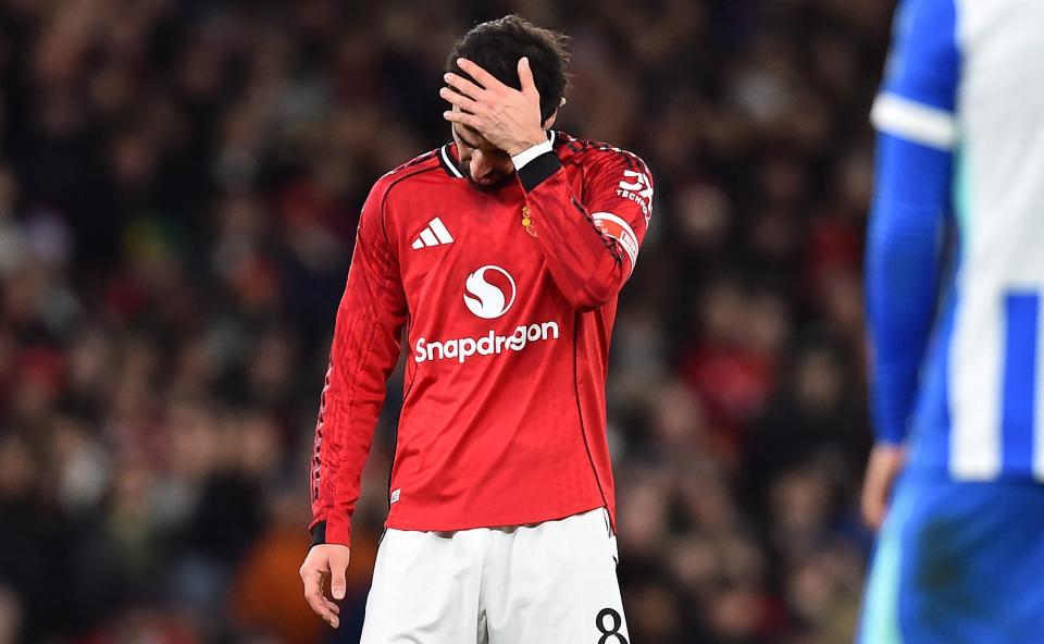 半岛体育官网-十人曼联1-2布莱顿无缘32强！12年后足总杯再遭1轮游 黑贝弑旧主