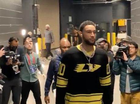 半岛体育官网-费城球迷骂声铺天盖地 西蒙斯未被破防面如平湖