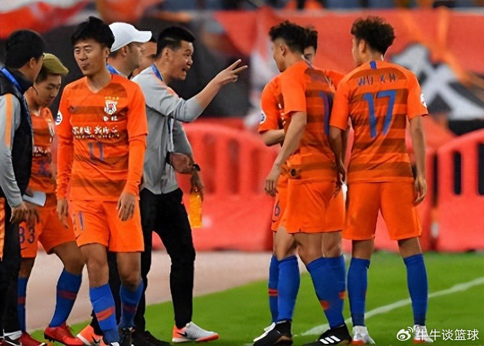 半岛体育官网-鲁能队官宣迎来新合作伙伴，球迷为此给俱乐部点赞，值得期待|阿尔瓦罗|泰山队|中超|中卫|辽宁_新浪体育_新浪新闻