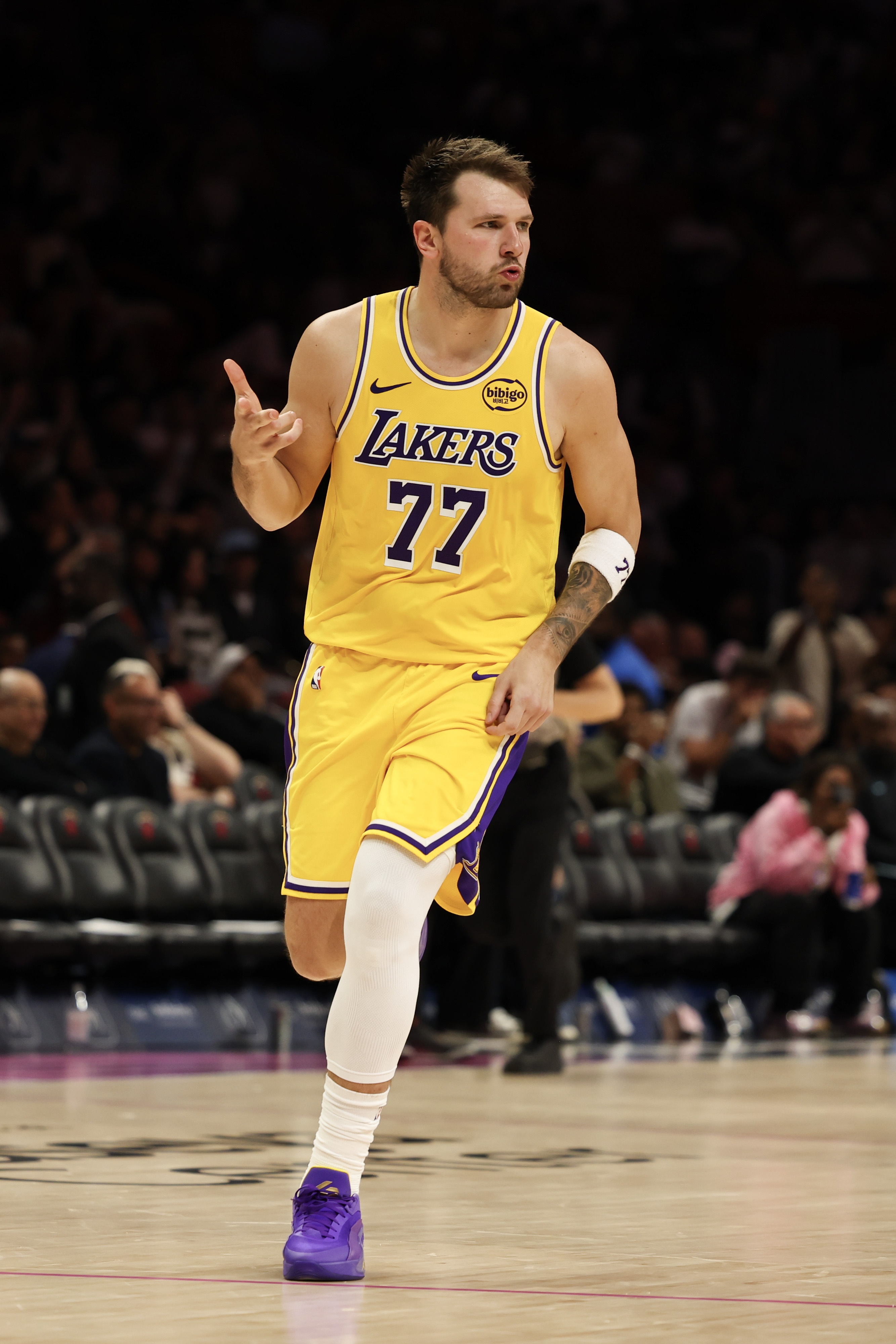 半岛体育APP-历史40+场次排行榜前15一览：詹杜库登均在列 东契奇能超越几个？